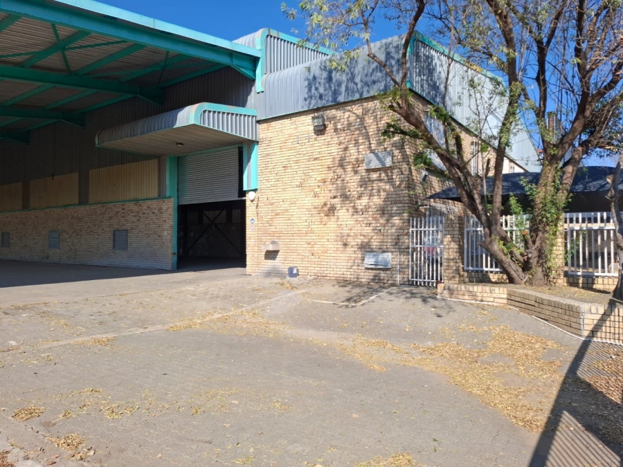 To Let Commercial Property for Rent in Oos Einde Free State